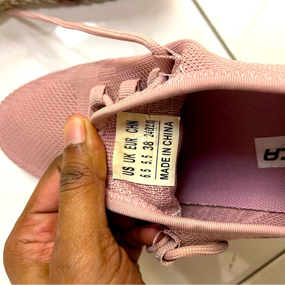 Training shoes - Picture 5 of 5